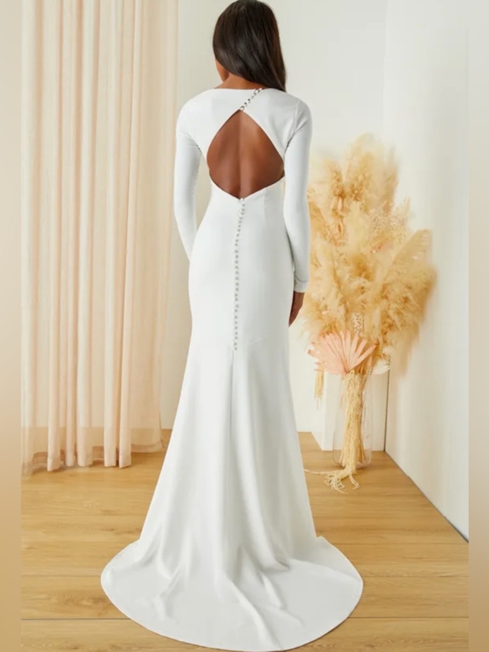 NWT Lulu's White Long-Sleeve Open-Back Button Detail Wedding Dress XS